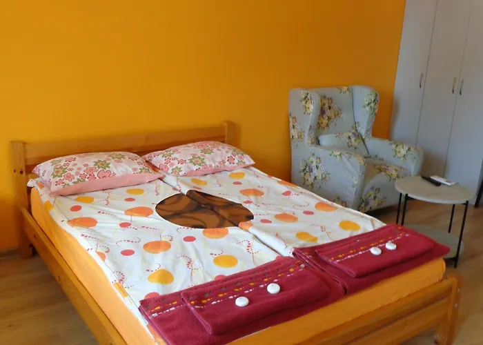 Apartment Moni