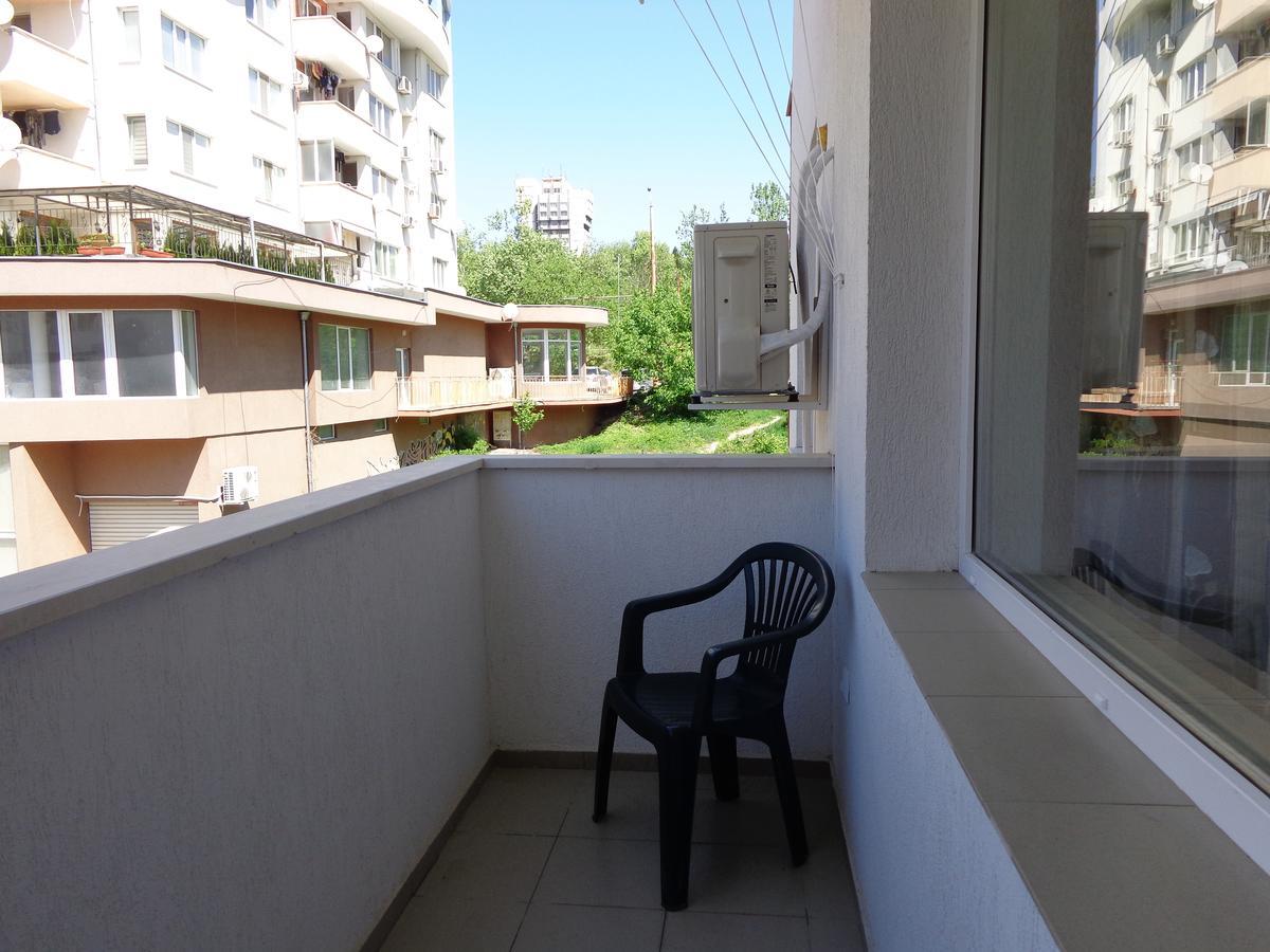 Apartment Moni